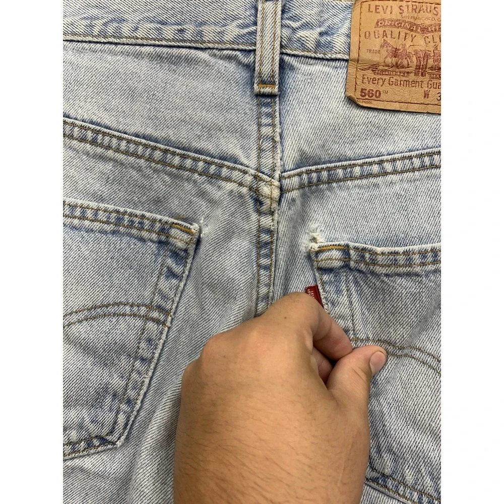 Levis shop confidence